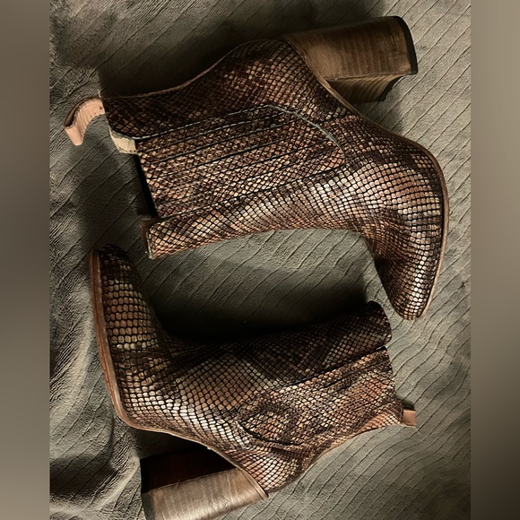 Freebird by Steven JANELLE size 8 - Picture 1 of 5